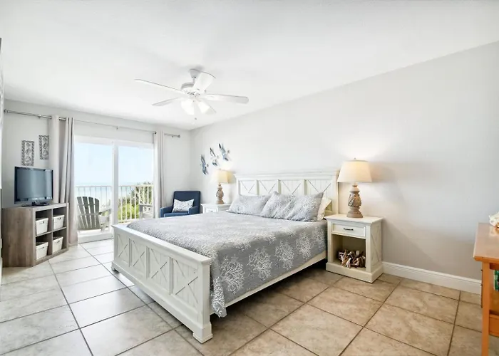 Oceanfront Seagate With Heated Pool * Clearwater Beach